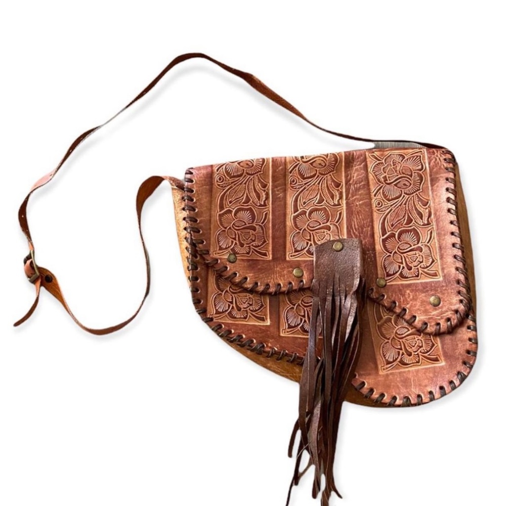 Super chic handmade leather Bag